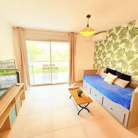 Appartement, Climatisation, Parking - 4 Pers. - Fr-1-900-12 * Le Lavandou